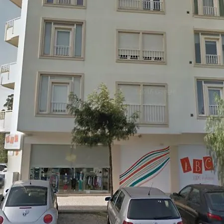 Apartment Village *
